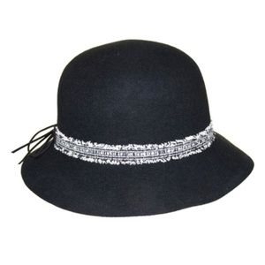🆕 Nine West Felt Raw Cut Black Cloche Hat